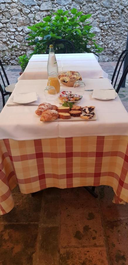 Albergo Fontanelle Campello sul Clitunno Buitenkant foto