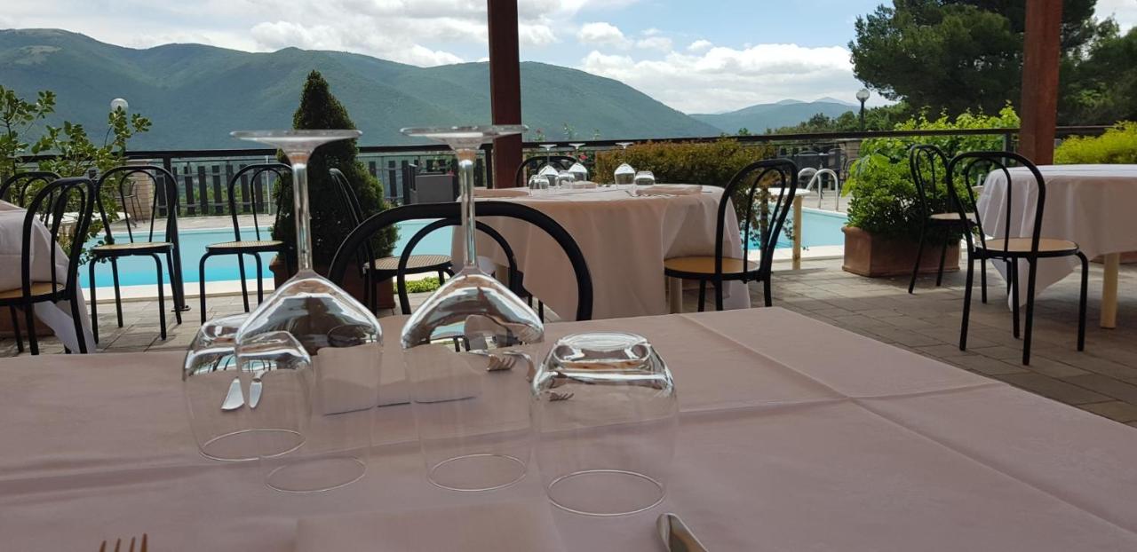 Albergo Fontanelle Campello sul Clitunno Buitenkant foto