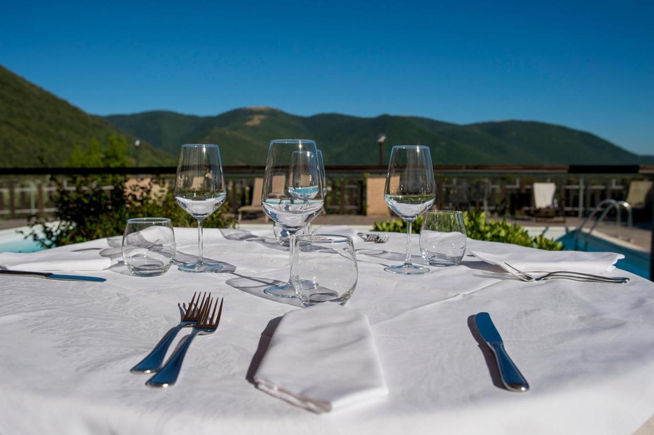 Albergo Fontanelle Campello sul Clitunno Buitenkant foto